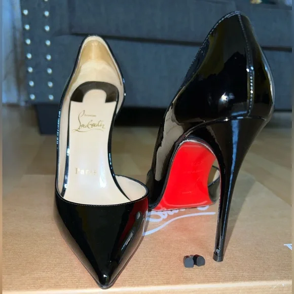 Christian Louboutin - Picture 5 of 5